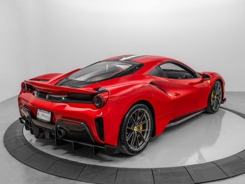 Certified 2020 Ferrari 488 Pista Coupe RWD image 10