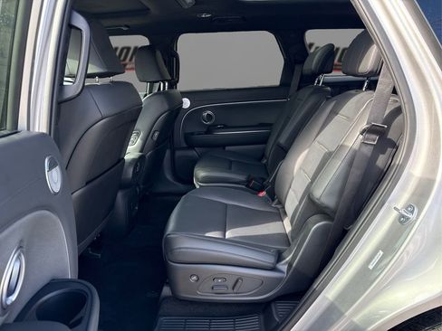 Used 2026 Hyundai Palisade Calligraphy image 10