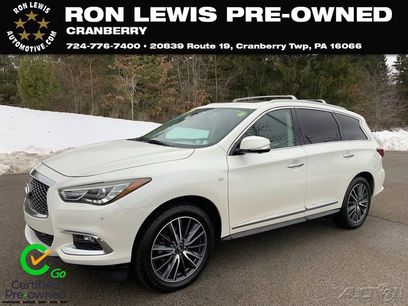 Used 2017 INFINITI QX60 Luxe w/ Deluxe Technology Package