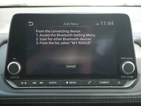 Used 2024 Nissan Rogue SV FWD image 2