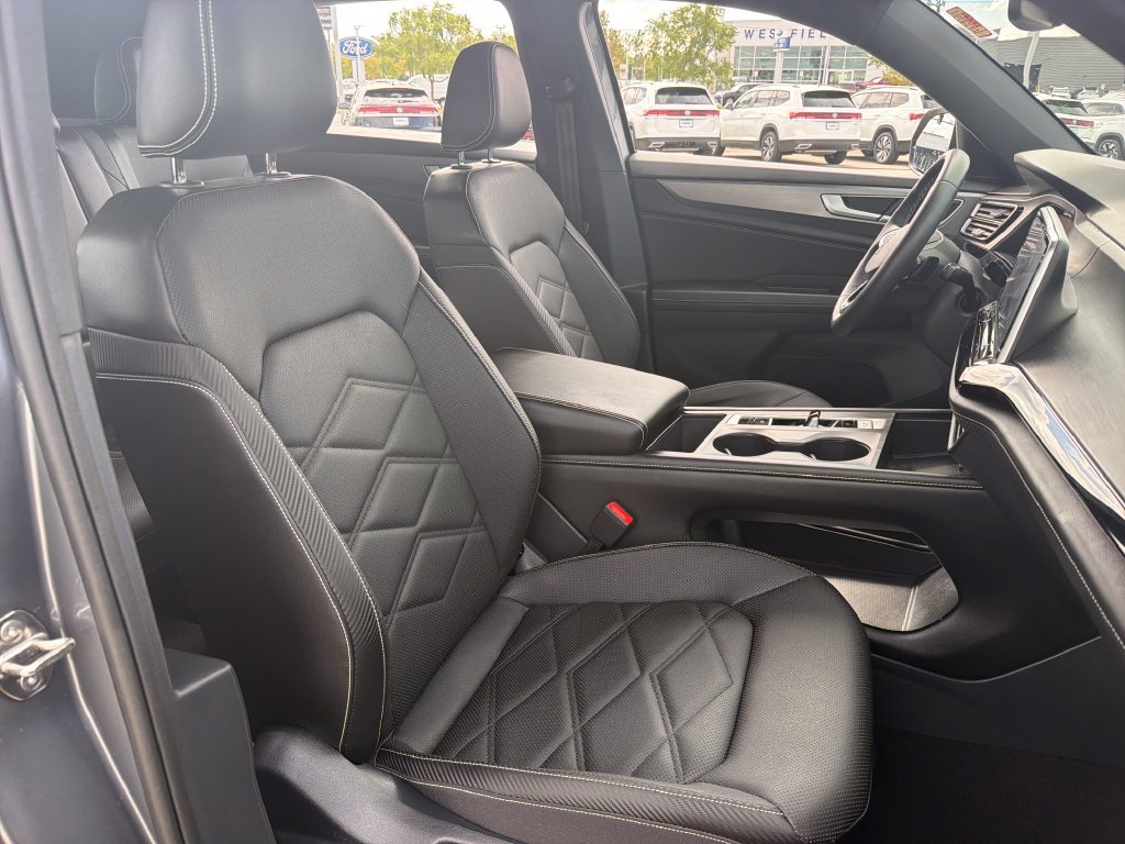 Certified 2024 Volkswagen Atlas Cross Sport SE AWD/4WD image 25