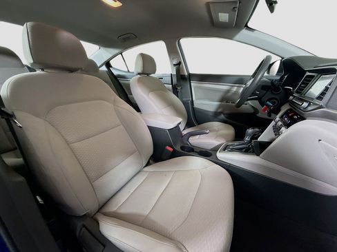 Used 2020 Hyundai Elantra SEL image 28