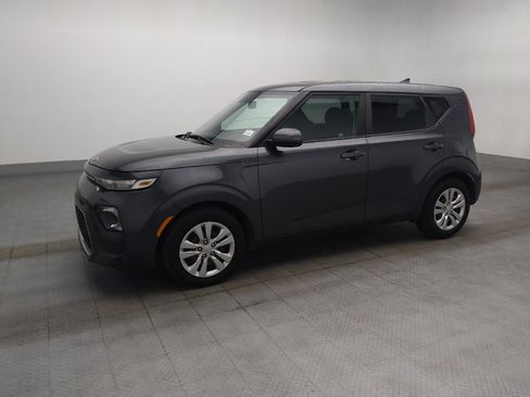 Used 2021 Kia Soul LX FWD image 2