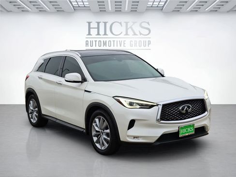 Used 2019 INFINITI QX50 Luxe w/ Navigation Package image 3