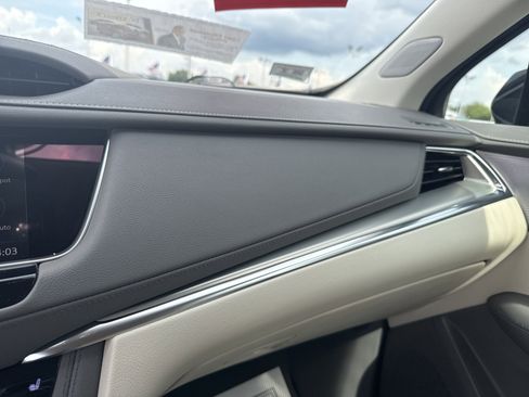 Used 2022 Cadillac XT5 Premium Luxury image 21