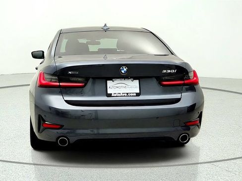 Used 2019 BMW 330i xDrive Sedan w/ Convenience Package AWD/4WD image 6