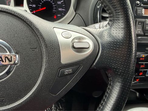 Used 2013 Nissan Juke SV image 27