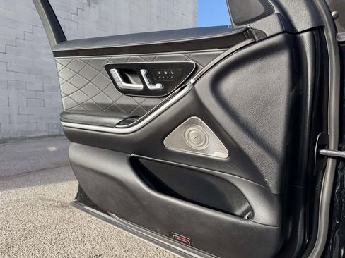 Used 2022 Mercedes-Benz S 500 S 500 image 30