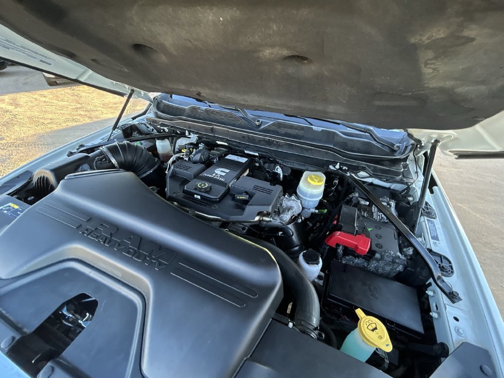 Used 2019 RAM 2500 Laramie AWD/4WD image 35