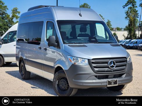 New 2025 Mercedes-Benz Sprinter 2500 image 1