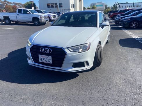 Used 2018 Audi A3 2.0T Premium image 3
