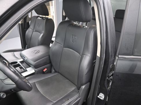 Used 2010 Dodge Ram 1500 Truck Laramie w/ Chrome Accents Group image 11