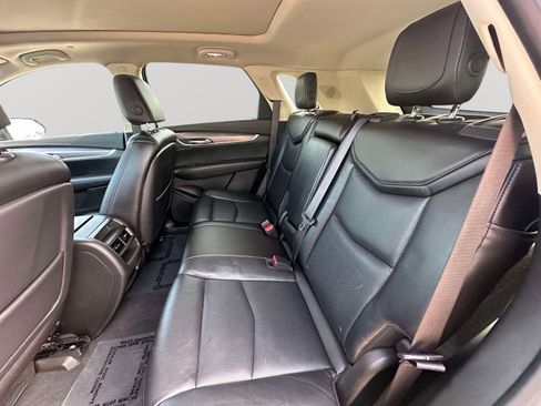 Used 2017 Cadillac XT5 Luxury w/ Driver Awareness Package image 34