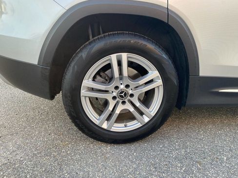 Used 2020 Mercedes-Benz GLB 250 4MATIC image 32