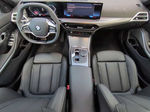Used 2025 BMW 330i xDrive Sedan AWD/4WD image 15
