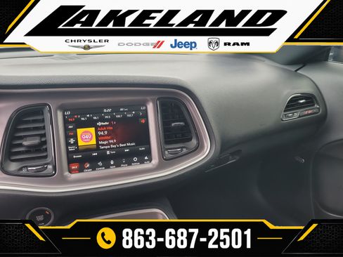 Used 2022 Dodge Challenger R/T Scat Pack w/ Driver Convenience Group RWD image 18
