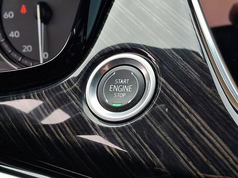 Used 2023 Cadillac XT6 Premium Luxury w/ Technology Package image 27