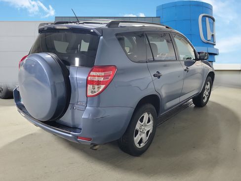 Used 2011 Toyota RAV4 4WD image 4