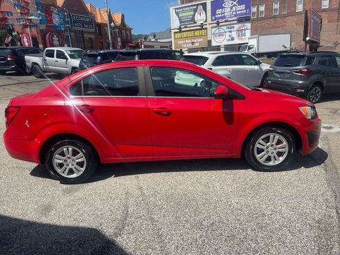 Used 2012 Chevrolet Sonic LT FWD image 5