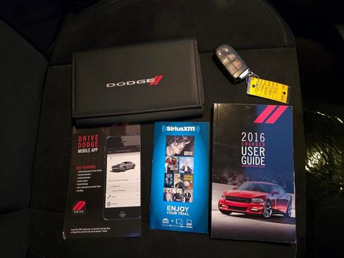 Used 2016 Dodge Charger R/T Scat Pack w/ Technology Group image 77