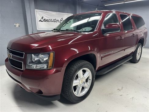 Used 2008 Chevrolet Suburban LT AWD/4WD image 1