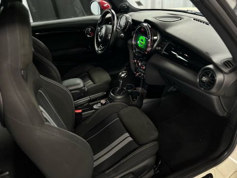 Used 2019 MINI Cooper John Cooper Works w/ Signature Upholstery Package image 18