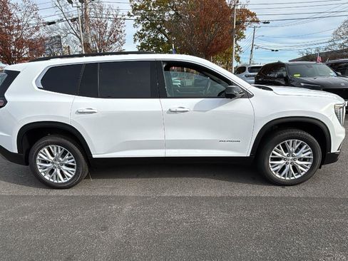 New 2026 GMC Acadia Elevation image 8