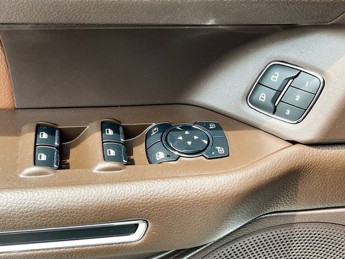 Used 2024 Ford Expedition King Ranch RWD image 18