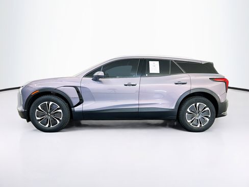 Used 2024 Chevrolet Blazer EV LT AWD/4WD image 4