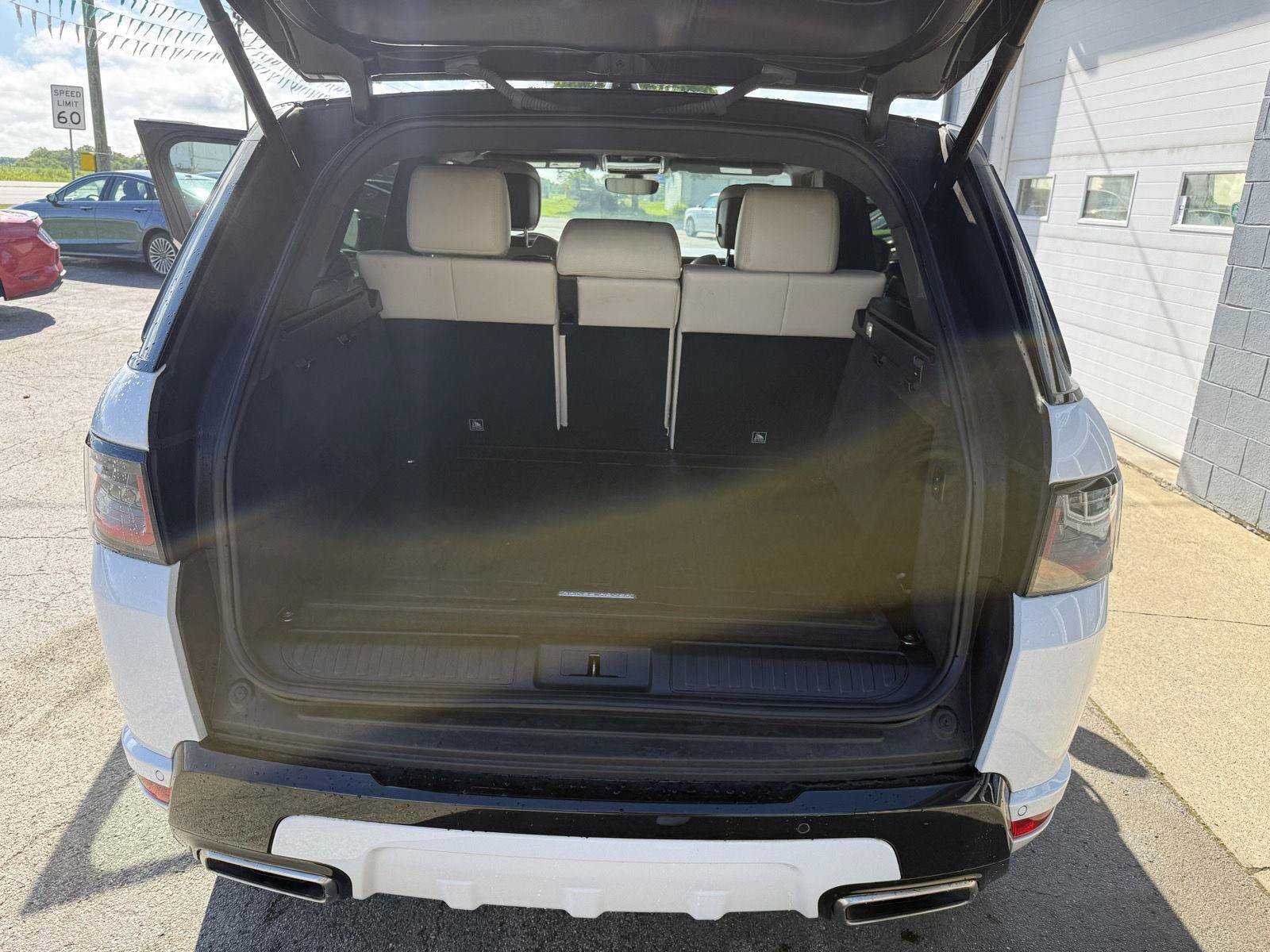 Used 2022 Land Rover Range Rover Sport HST AWD/4WD image 18