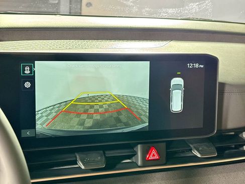 New 2026 Kia Carnival EX image 17