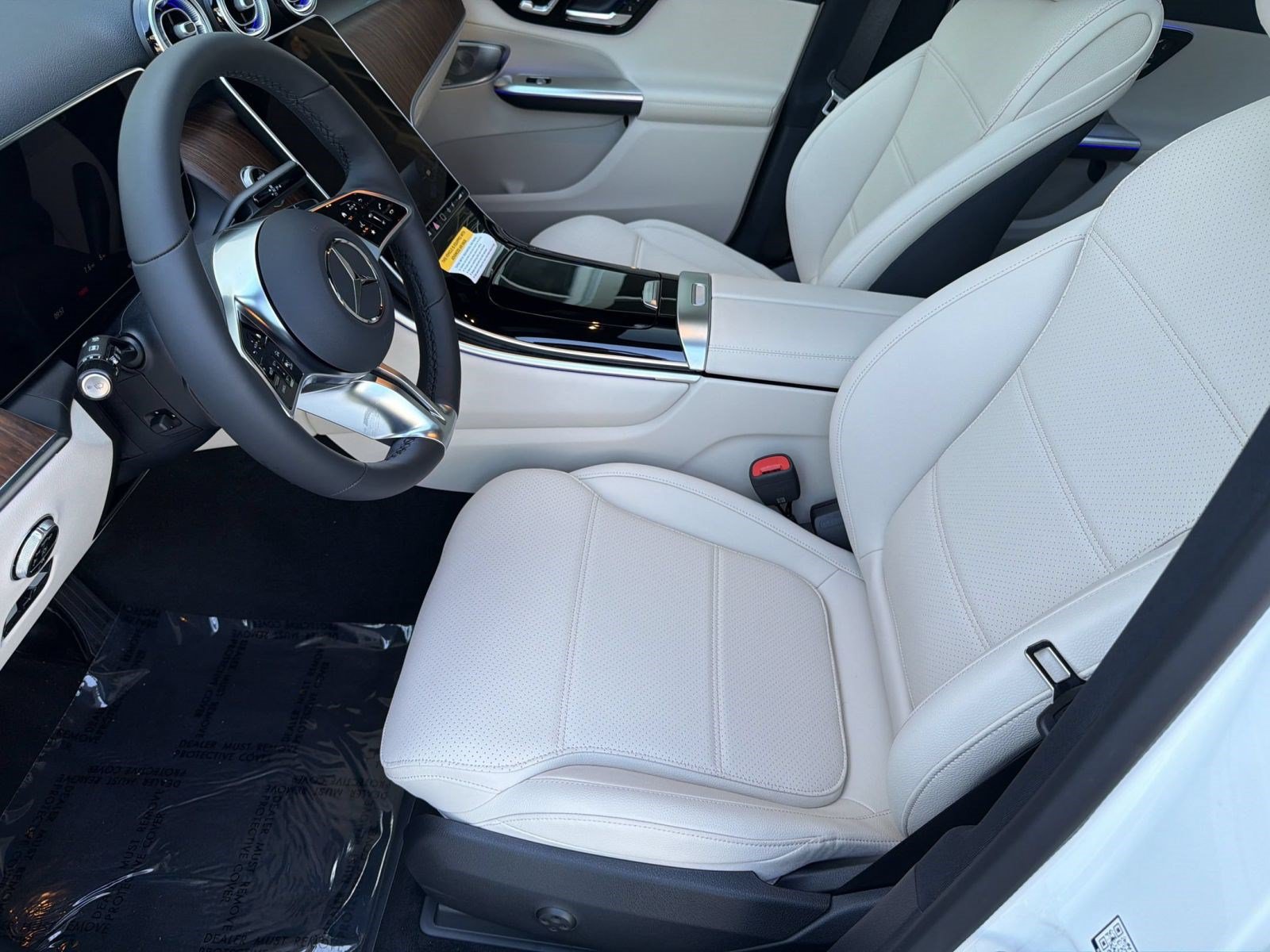 Used 2027 Mercedes-Benz GLC 300 image 5