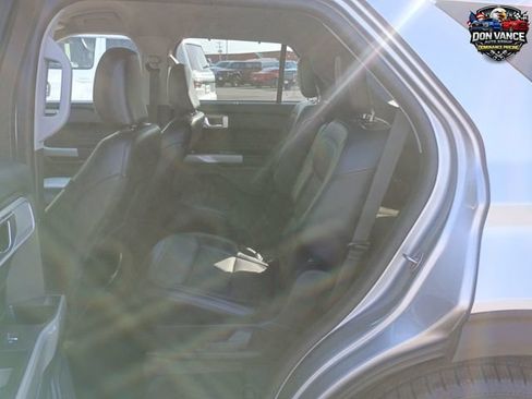 Used 2024 Ford Explorer Limited RWD image 24