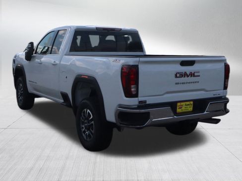New 2025 GMC Sierra 2500 SLE w/ SLE Value Package; image 5
