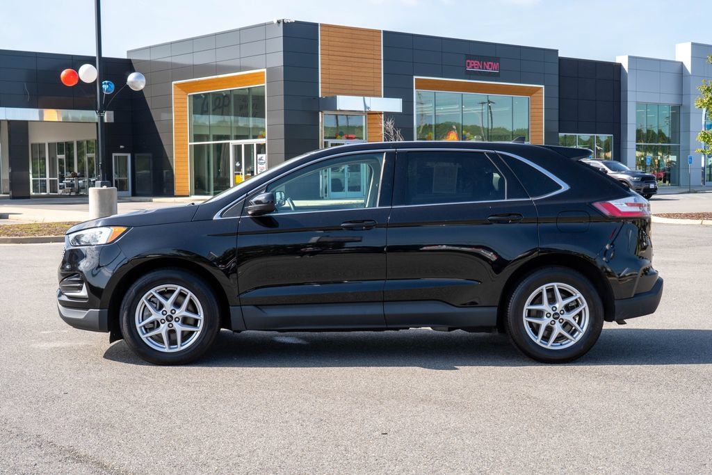 Used 2024 Ford Edge SEL AWD/4WD image 4