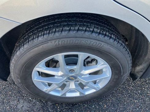 Used 2024 Chevrolet Equinox LT w/ LPO, Floor Liner Package image 21