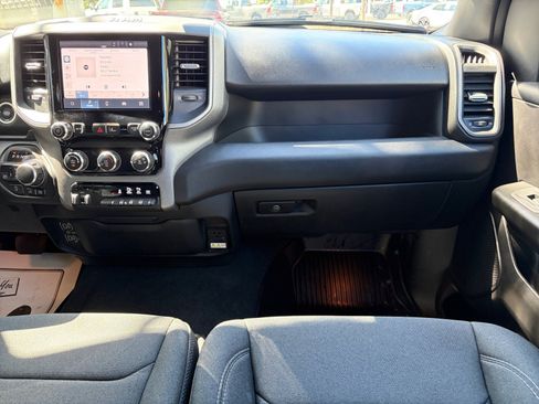 Used 2025 RAM 1500 Warlock AWD/4WD image 24