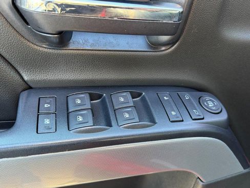 Used 2018 Chevrolet Silverado 1500 LT w/ All Star Edition image 15