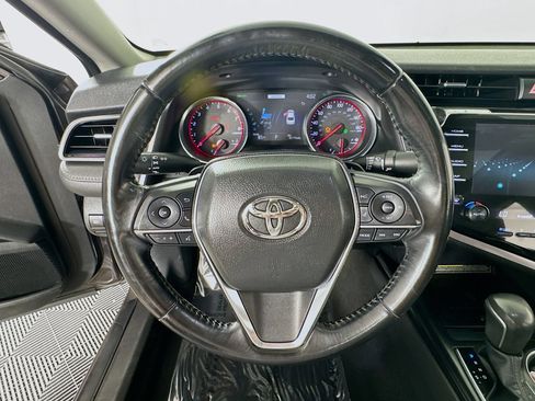 Certified 2019 Toyota Camry XSE FWD image 13