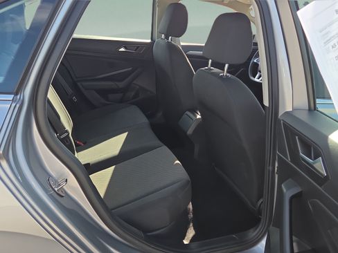 Used 2019 Volkswagen Jetta FWD image 15