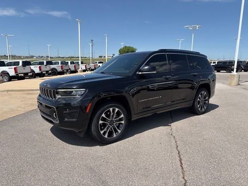 Used 2021 Jeep Grand Cherokee L Overland w/ Luxury Tech Group IV AWD/4WD image 1