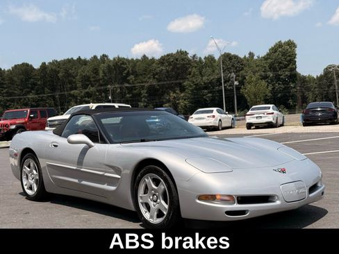Used 1999 Chevrolet Corvette Convertible w/ Memory Pkg image 24