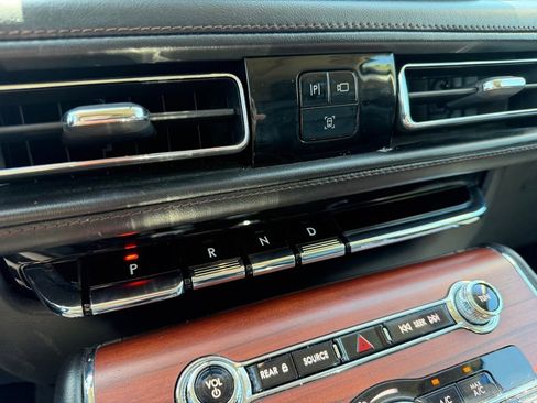 Used 2022 Lincoln Aviator Reserve w/ Equipment Group 201A AWD/4WD image 20