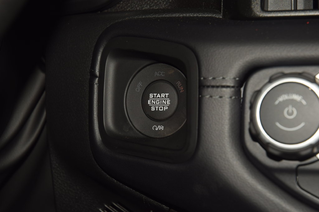 Used 2026 Jeep Wrangler Unlimited Rubicon w/ Safety Group AWD/4WD image 42