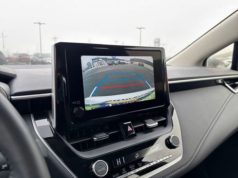 Used 2023 Toyota Corolla XLE image 20