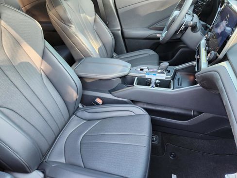 New 2026 Lexus TX 500h AWD image 9