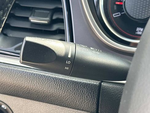 Used 2019 Dodge Challenger GT w/ Plus Package RWD image 18