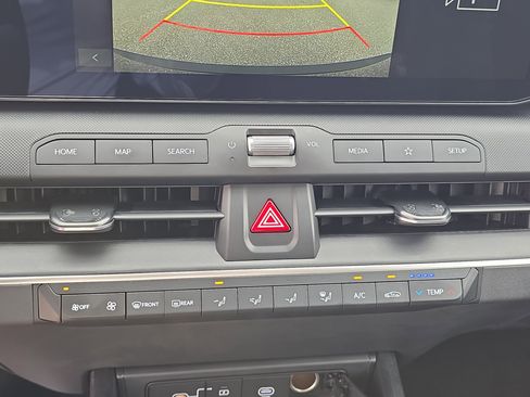 New 2025 Kia K4 LXS image 26