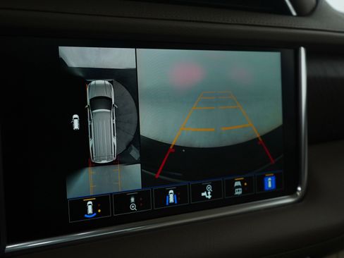 Used 2022 GMC Yukon Denali image 22