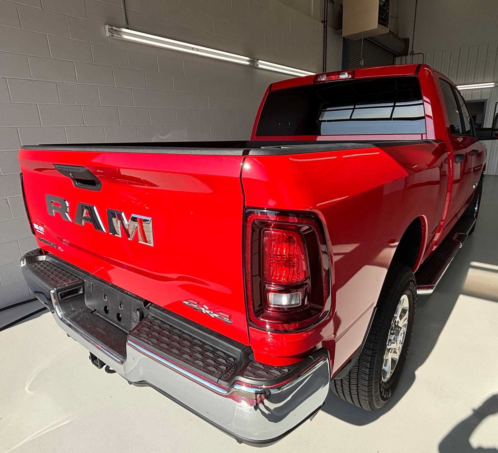 Used 2026 RAM 2500 Big Horn AWD/4WD image 6